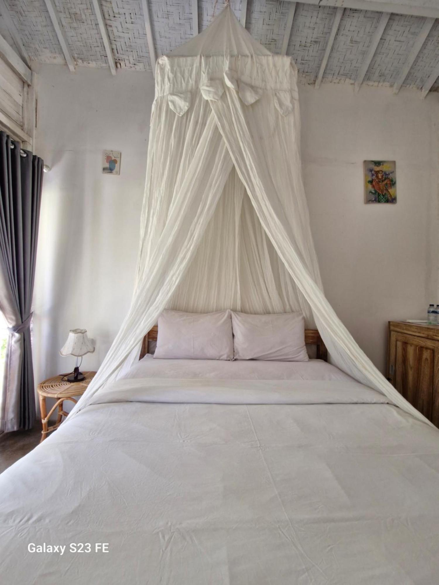 The Layar Homestay Batununggul Экстерьер фото