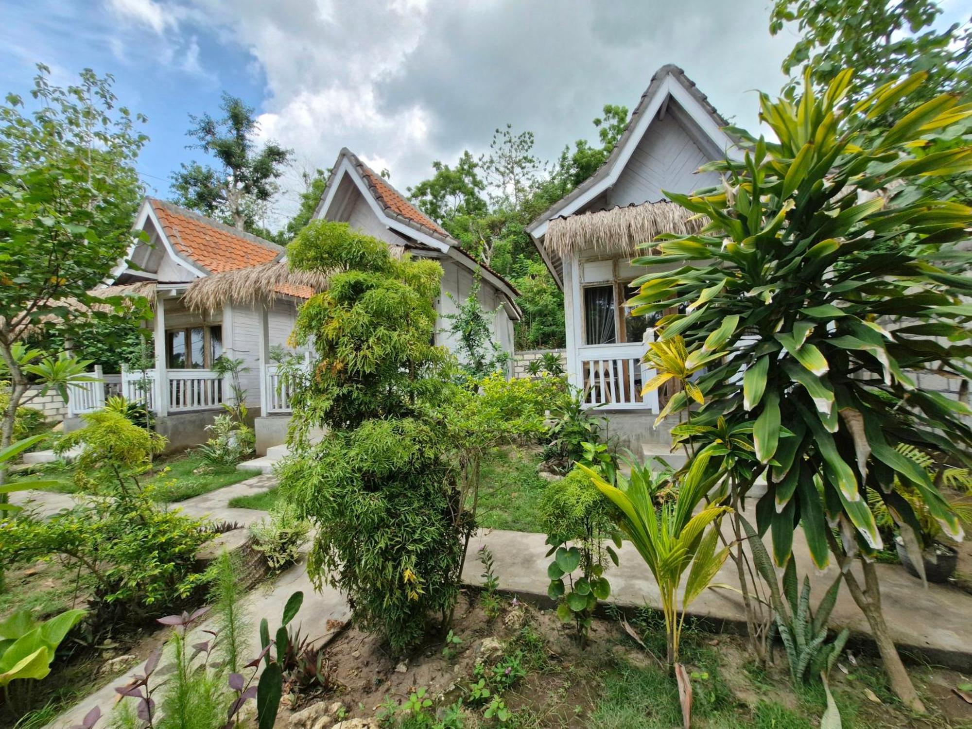 The Layar Homestay Batununggul Экстерьер фото